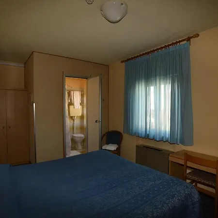 Отель Astoria Алтопасчио