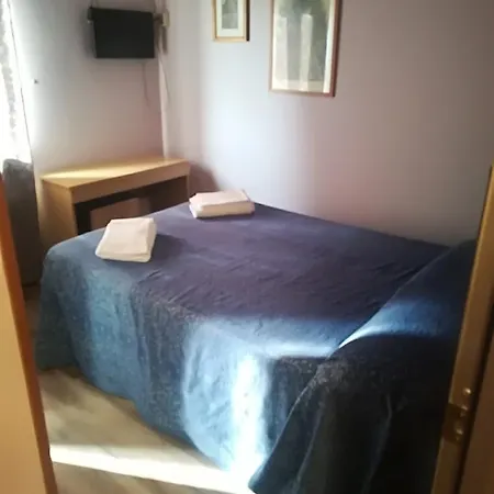 Astoria Hotel 3*